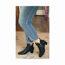 Load image into Gallery viewer, Step on Air Ramble Black