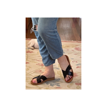 Load image into Gallery viewer, Hinako Calypso Black