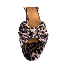 Load image into Gallery viewer, Bresley Sam Leopard