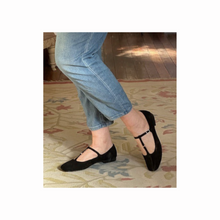 Load image into Gallery viewer, Top End Maloney Black Suede