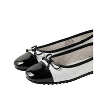 Load image into Gallery viewer, D&J Bookie Black White