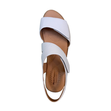 Load image into Gallery viewer, Hush Puppies Nessa White