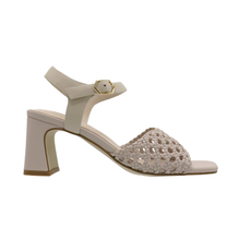 Load image into Gallery viewer, Bresley Seltic Nude