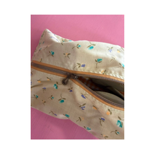 Load image into Gallery viewer, Samade By Sam Green Orange Shoe Bag