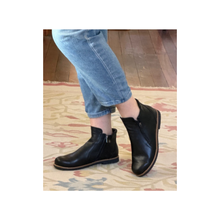 Load image into Gallery viewer, Rilassare Tallow Black/Black