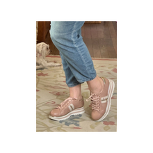 Load image into Gallery viewer, D&J Eaglesy Cappuccino Gold