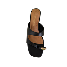 Load image into Gallery viewer, Step on Air Toesy Black