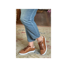 Load image into Gallery viewer, Rilassare Temple Cognac