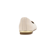 Load image into Gallery viewer, Hush Puppies Blythe Bone
