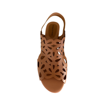 Load image into Gallery viewer, D&J Phaldra Dark Tan