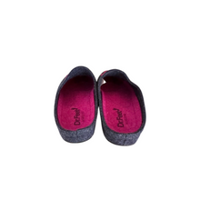 Load image into Gallery viewer, Dr Feet Dash Pup Fuxia