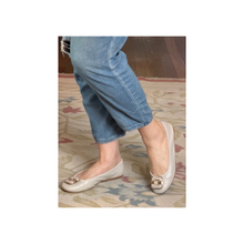 Load image into Gallery viewer, D&J Berita Almond