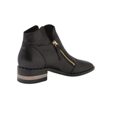 Load image into Gallery viewer, D&J Floriss