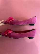 Load image into Gallery viewer, Pre-Loved D&J Bassam Size 42