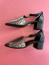 Load image into Gallery viewer, Pre-Loved D&J Dressie Size 45