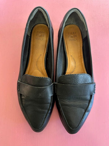 Pre-Loved Ziera Black Loafer Size 44XW