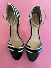 Load image into Gallery viewer, Pre-Loved Diana Ferrari Roxanne Size AU12