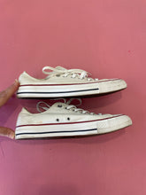 Load image into Gallery viewer, Pre-Loved Converse All Star White