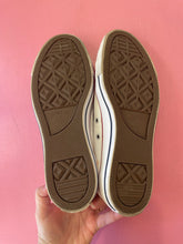 Load image into Gallery viewer, Pre-Loved Converse All Star White