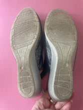 Load image into Gallery viewer, Pre-Loved Zeta Wedge