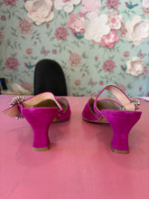 Load image into Gallery viewer, Pre-Loved Dansi Diamonte Buckle