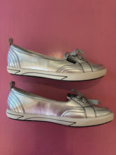 Load image into Gallery viewer, Pre-Loved Frankie4 Sophie III Silver