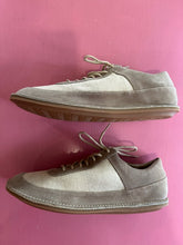 Load image into Gallery viewer, Pre-Loved Camper Havana Size 46