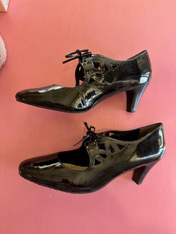 Pre-Loved Supersoft Winslett Size AU11.5