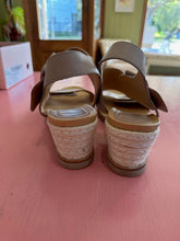Load image into Gallery viewer, Pre-Loved Effegie Emmie Size 41