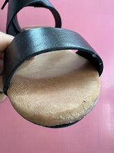 Load image into Gallery viewer, Pre-Loved Diana Ferrari Irving Size AU10