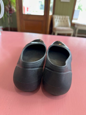 Pre-Loved Crocs Ballet Flat Black Size AU10