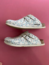 Load image into Gallery viewer, Pre-Loved Birkenstock Floral Clogs Size 41