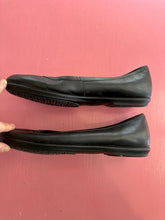 Load image into Gallery viewer, PL Crocs Leather Ballet Flat Size AU10