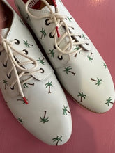 Load image into Gallery viewer, Pre-Loved Rollie Rodeo Size 44/AU12