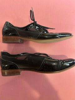 Pre-Loved Wittner Black Patent Lace Up Size 42