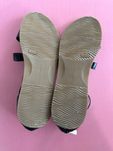 Load image into Gallery viewer, Pre-Loved Hush Puppies Pompa Size AU12