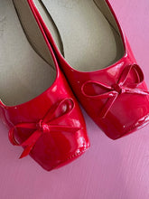 Load image into Gallery viewer, Pre-Loved Pixie Cove Red Ballet Flats Size 43
