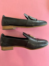 Load image into Gallery viewer, Pre-Loved Hush Puppies Lexy