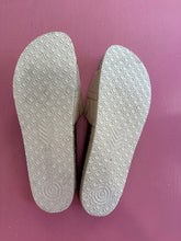 Load image into Gallery viewer, Pre-Loved Frankie4 Quinn