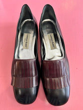 Load image into Gallery viewer, Pre-Loved Lorenzo Banfi Black Loafers