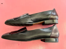 Load image into Gallery viewer, Pre-Loved Lorenzo Banfi Black Loafers
