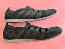 Load image into Gallery viewer, Pre-Loved Supersoft Scottie