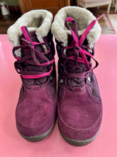 Load image into Gallery viewer, Pre-Loved Columbia Purple Boots