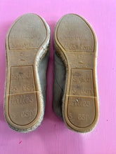 Load image into Gallery viewer, Pre-Loved Gaimo Taupe Espadrilles