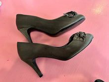 Load image into Gallery viewer, Pre-Loved Cinnamon Promise