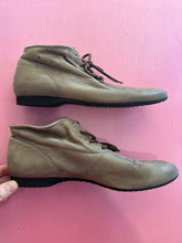 Load image into Gallery viewer, Pre-Loved Paul Green Laceup