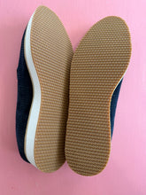 Load image into Gallery viewer, Pre-Loved Wittner Navy Loafers