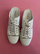 Load image into Gallery viewer, Pre-Loved Hinako Rafa