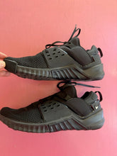 Load image into Gallery viewer, Pre-Loved Nike Black Jogger