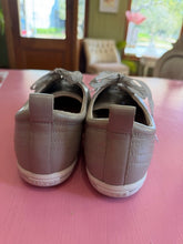 Load image into Gallery viewer, Pre-Loved Frankie4 Ellie IV